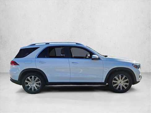 Certified 2025 Mercedes-Benz GLE 350 4MATIC image 5