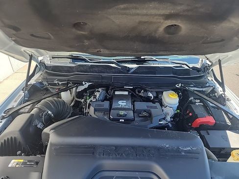 Used 2022 RAM 3500 Limited AWD/4WD image 8