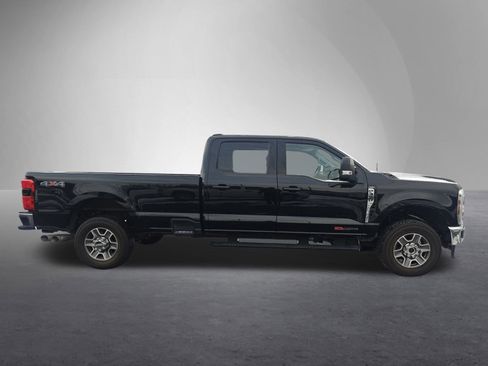 Used 2024 Ford F350 Lariat w/ Camper Package image 2