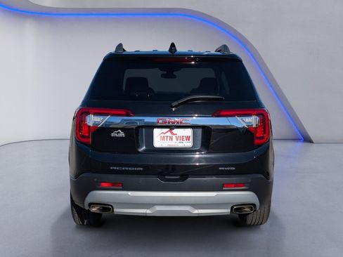 Used 2023 GMC Acadia SLT image 8
