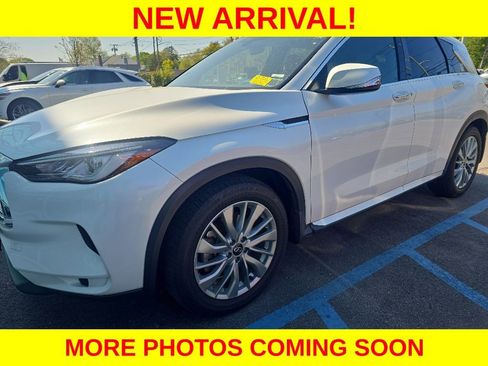 Used 2023 INFINITI QX50 Luxe AWD/4WD image 4
