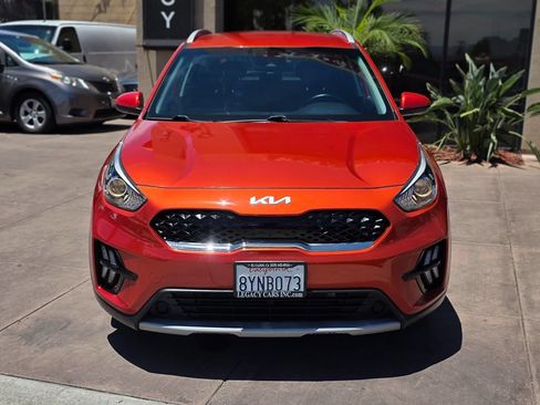 Used 2022 Kia Niro LXS FWD image 4