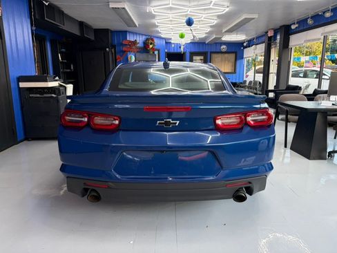 Used 2023 Chevrolet Camaro LT RWD image 5