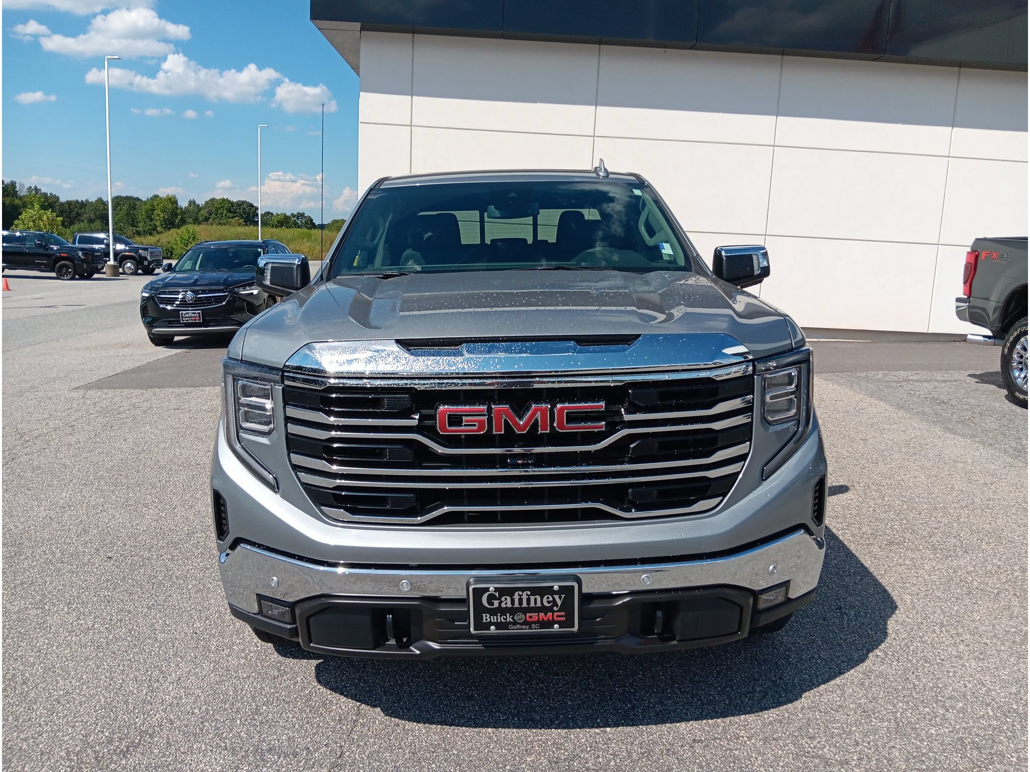 New 2026 GMC Sierra 1500 SLT w/ SLT Premium Plus Package AWD/4WD image 6