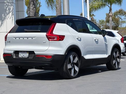 Certified 2023 Volvo XC40 Recharge Plus AWD/4WD image 5