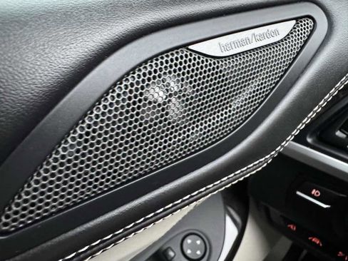 Used 2017 BMW 640i Coupe image 25