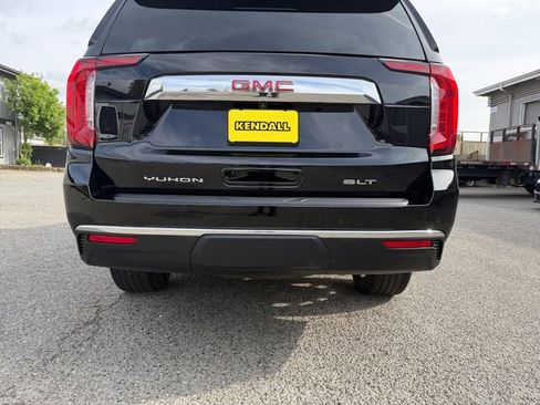Used 2023 GMC Yukon SLT w/ SLT Premium Package AWD/4WD image 29