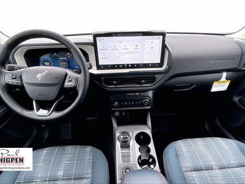 New 2025 Ford Bronco Sport Heritage w/ Convenience Package image 5