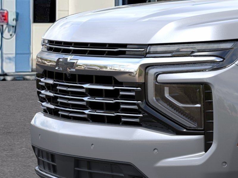 New 2026 Chevrolet Suburban Premier w/ Sun And Tow Package AWD/4WD image 13