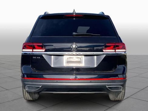 Used 2021 Volkswagen Atlas SE image 4