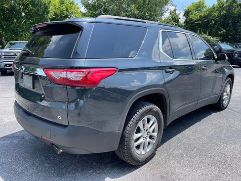 Used 2021 Chevrolet Traverse LT AWD/4WD image 3