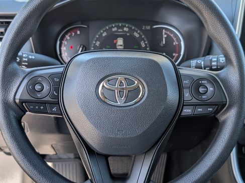 Used 2024 Toyota RAV4 XLE FWD image 18