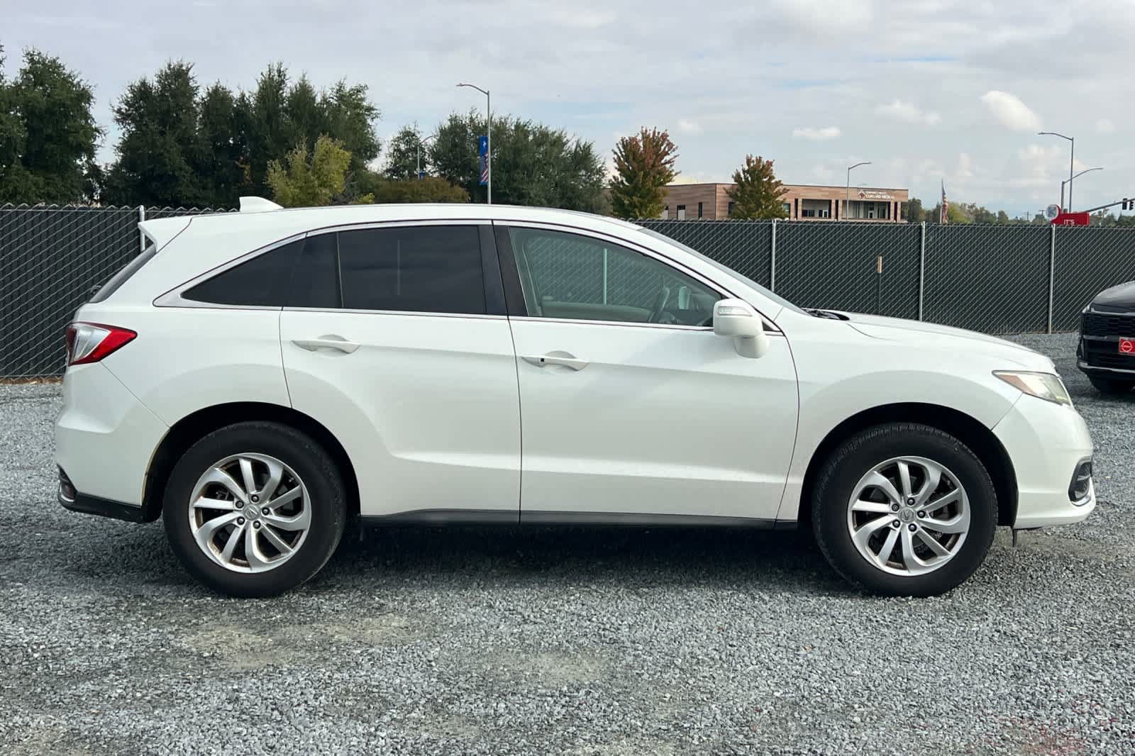 Used 2017 Acura RDX FWD image 8