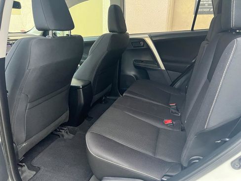 Used 2013 Toyota RAV4 XLE FWD image 25