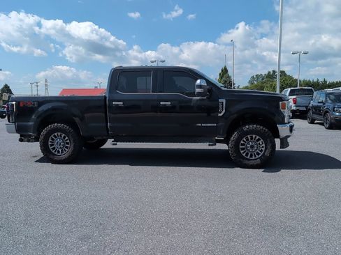 Used 2022 Ford F250 XLT w/ XLT Premium Package AWD/4WD image 4