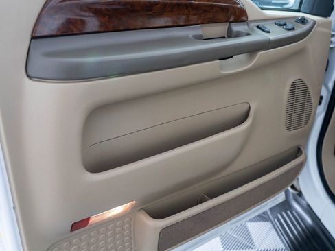 Used 2000 Ford F250 Lariat image 20