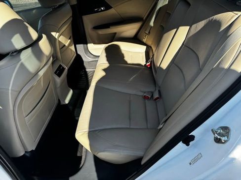 Used 2013 Honda Accord EX-L image 11