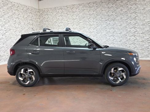 New 2026 Hyundai Venue SEL image 7