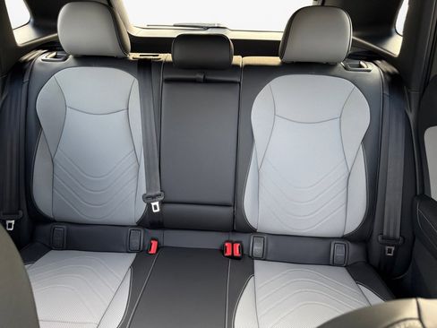 New 2026 Volkswagen Tiguan SE R-Line image 12