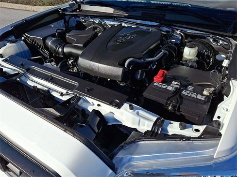 Certified 2023 Toyota Tacoma SR image 27