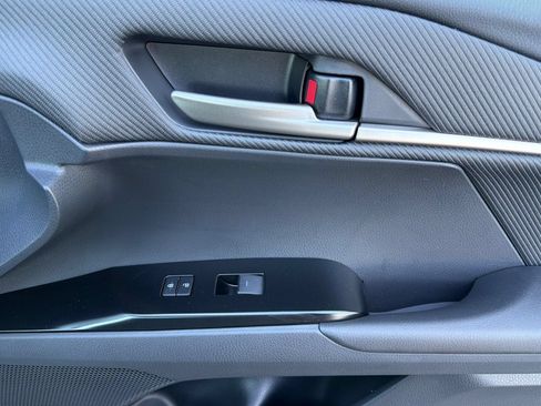 New 2026 Toyota Camry SE FWD image 19