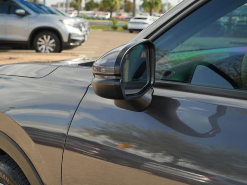 Used 2024 Honda HR-V LX image 11