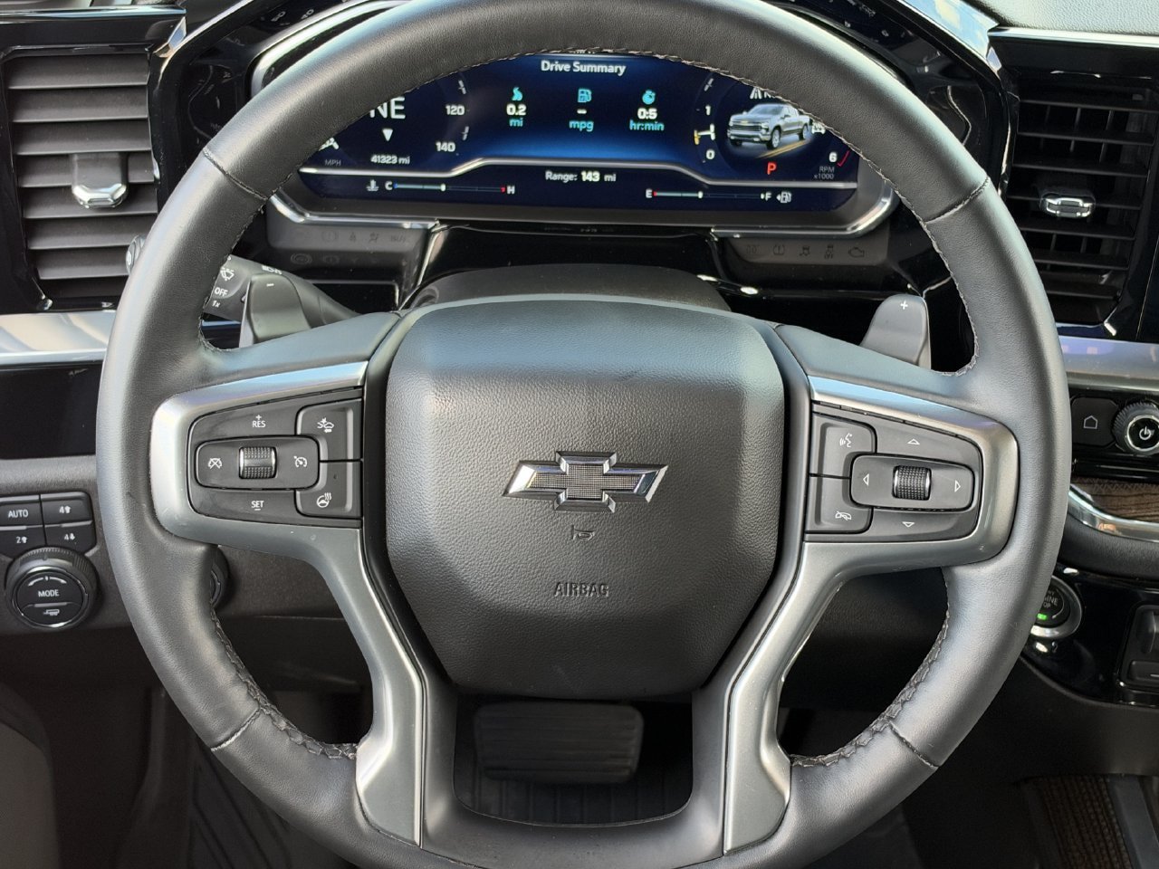 Used 2023 Chevrolet Silverado 1500 RST AWD/4WD image 14