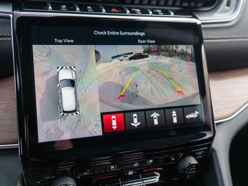 Used 2024 Jeep Grand Cherokee L Summit w/ High Altitude Package image 37