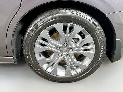 New 2026 Honda Odyssey Touring image 32