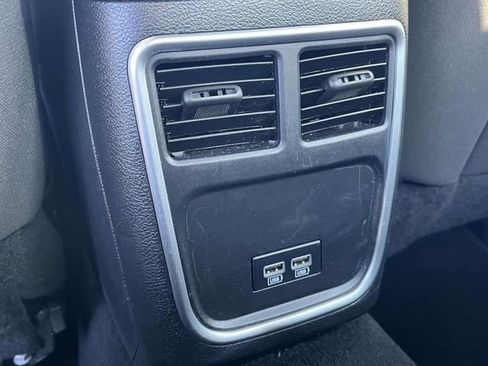 Used 2023 Dodge Charger SXT image 19