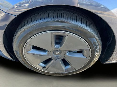 Used 2022 Tesla Model 3 Long Range image 33