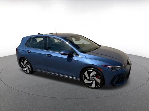 Used 2026 Volkswagen Golf S FWD image 2