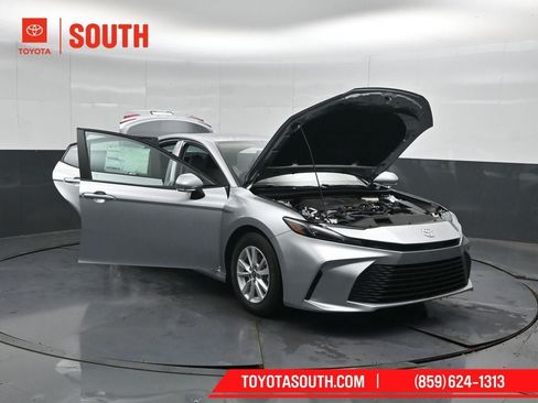 New 2026 Toyota Camry LE w/ Convenience Package FWD image 57