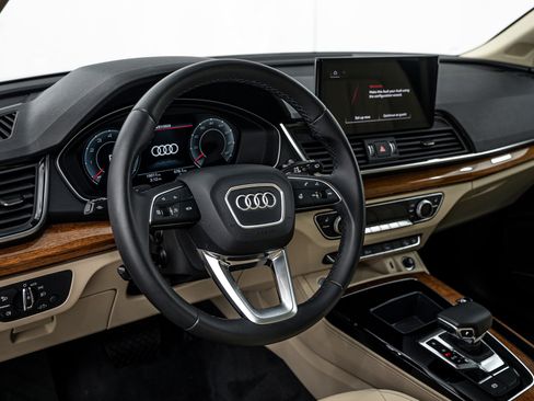 Certified 2023 Audi Q5 2.0T Premium Plus w/ Premium Plus Package AWD/4WD image 11