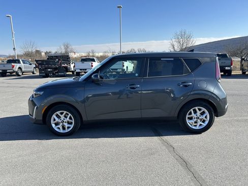 Used 2024 Kia Soul LX w/ Option Group 015 image 4