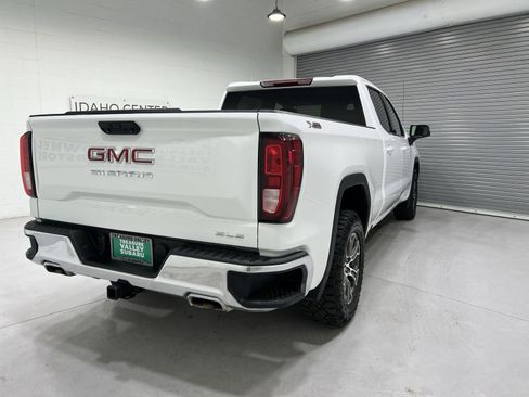 Used 2023 GMC Sierra 1500 SLE AWD/4WD image 8