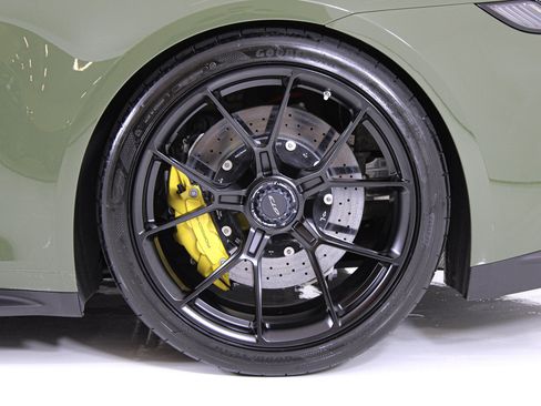 Used 2022 Porsche 911 GT3 RWD image 18
