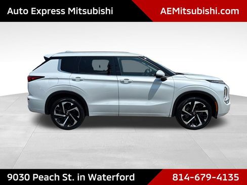 Used 2024 Mitsubishi Outlander SEL AWD/4WD image 7