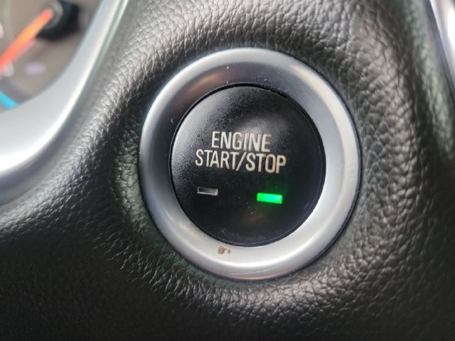 Used 2021 Chevrolet Traverse LT FWD image 12