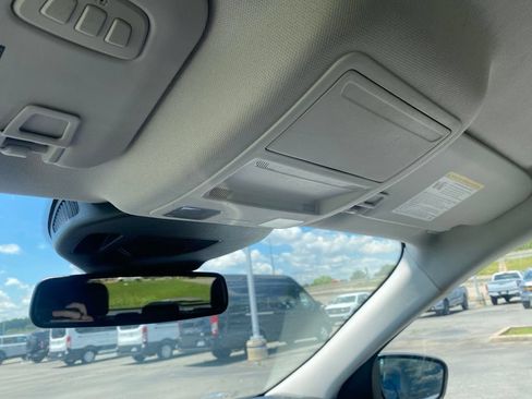 Used 2021 Ford Escape Titanium FWD image 26