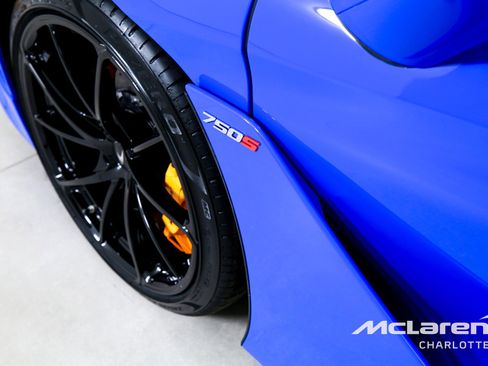 New 2026 McLaren 750S Spider RWD image 28