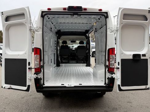 New 2026 RAM ProMaster 1500 w/ Cold Weather Group FWD image 27