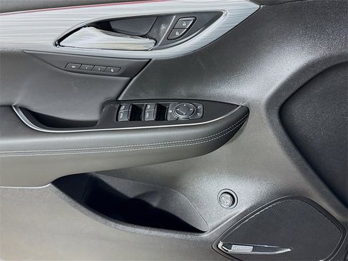 New 2026 Buick Envision Avenir image 16