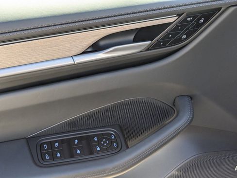 Certified 2024 Porsche Macan 4 Electric image 18