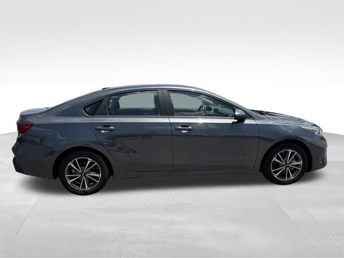 Used 2023 Kia Forte LXS FWD image 23