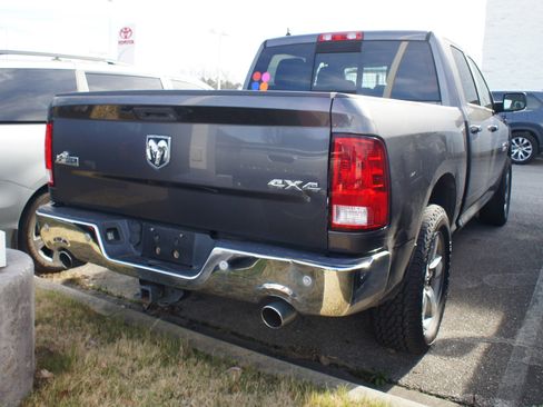 Used 2017 RAM 1500 Big Horn image 4