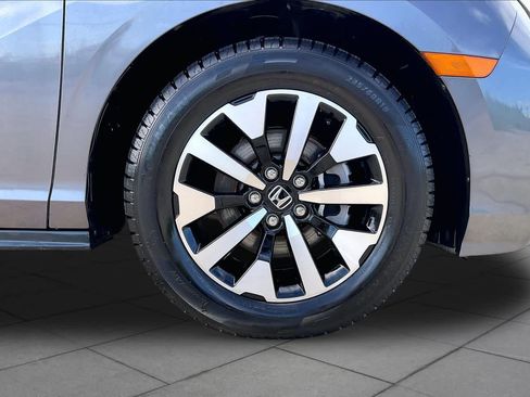 Used 2025 Honda Odyssey EX-L image 11
