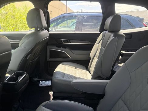 Used 2024 Kia Telluride EX X-Line AWD/4WD image 4