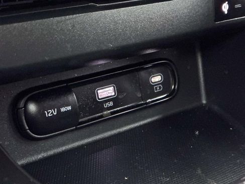 Used 2024 Kia Seltos SX w/ SX Sunroof Package image 33