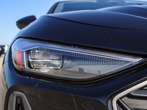 Used 2025 Audi A5 2.0T Premium image 9